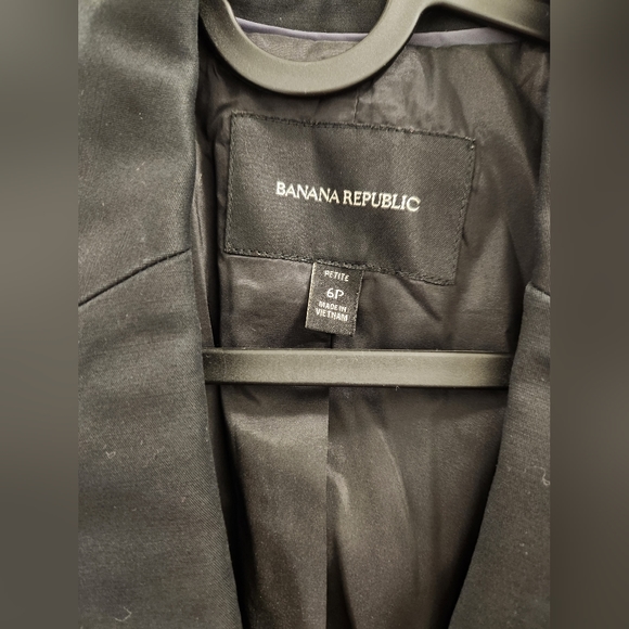 Banana Republic black blazer - Picture 5 of 5